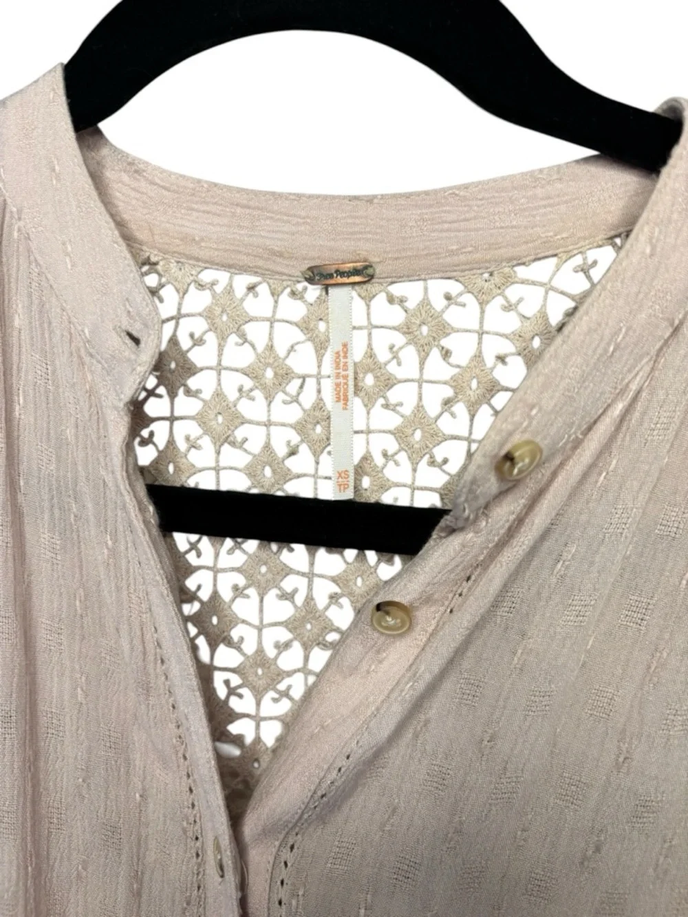 Free People Lace Back Boho Blouse XS Cream Button Front Sheer Long Sleeve - Picture 6 of 9